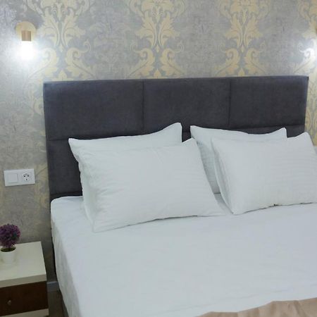 Sameba Bell, Luxury Apartment Tbilisi Eksteriør billede